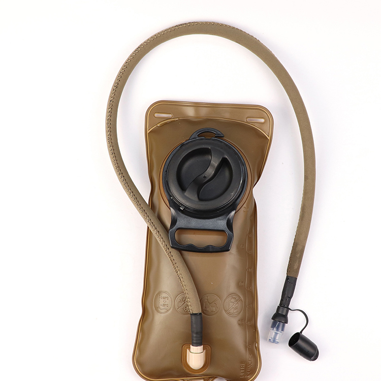 Vodni mehur, kampiranje na prostem, pohodništvo, športni dodatki